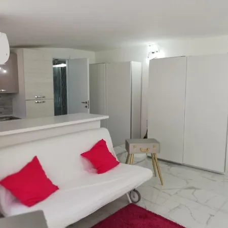 Giuggiola Apartment