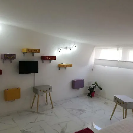 Giuggiola Apartment *